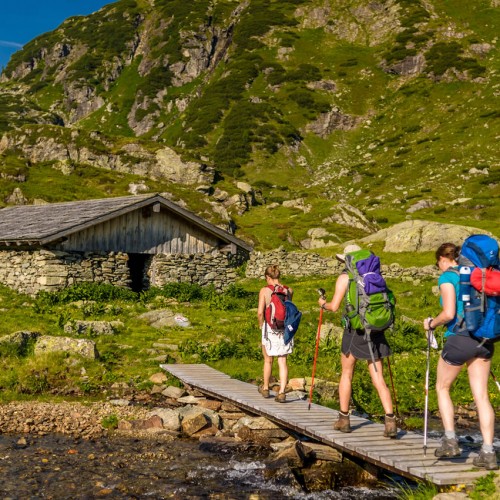 Einkehr in eine urige Almhütte in Ramsau